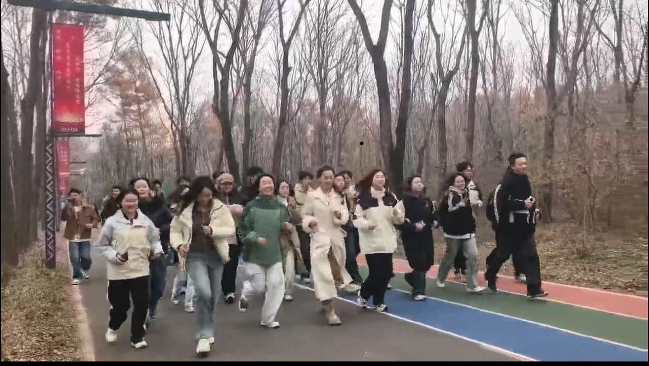 202511030917185389.png 202511030917185389.png