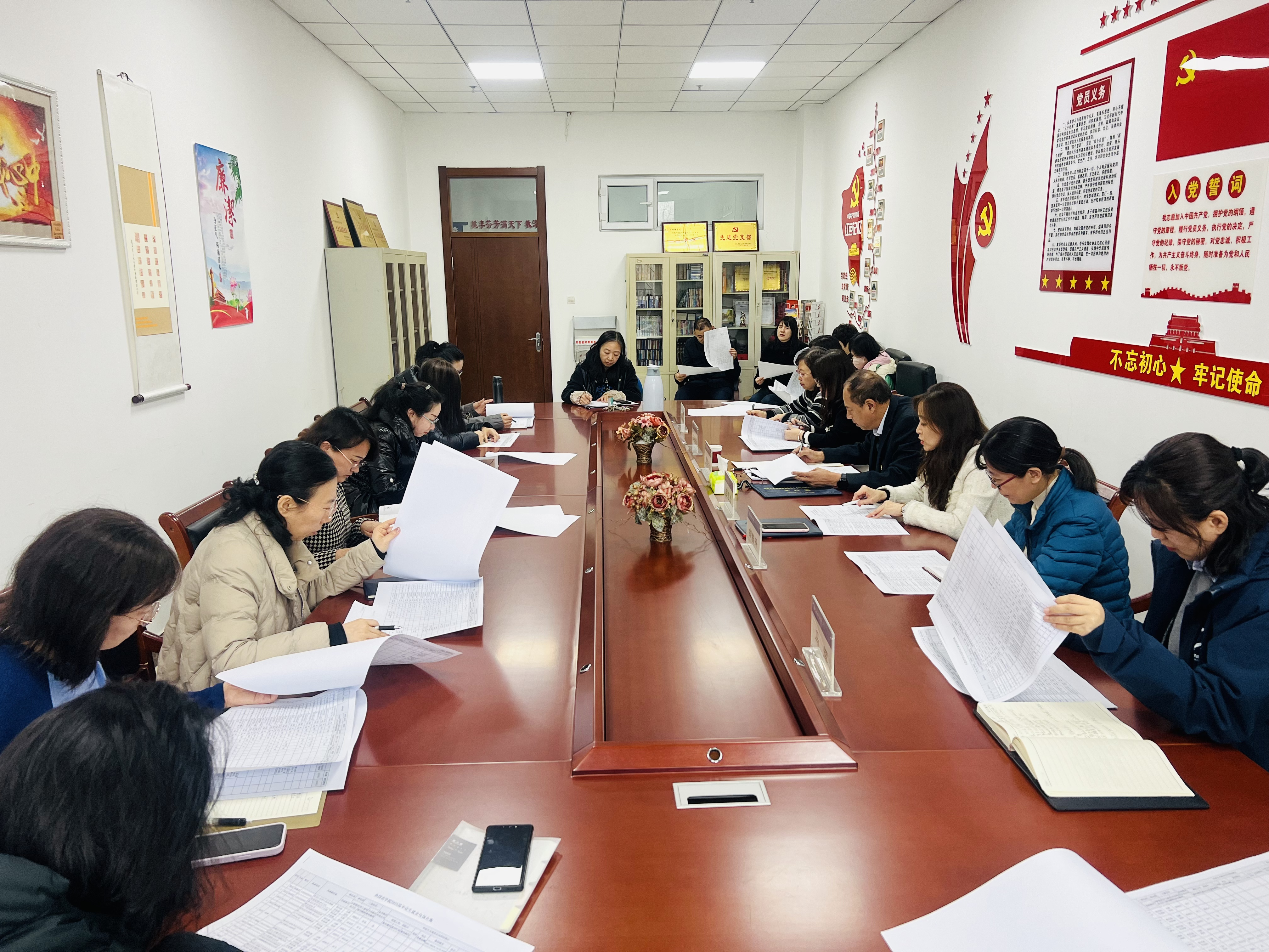 校纪委书记董贵杰调研指导外国语学院毕业生就业工作