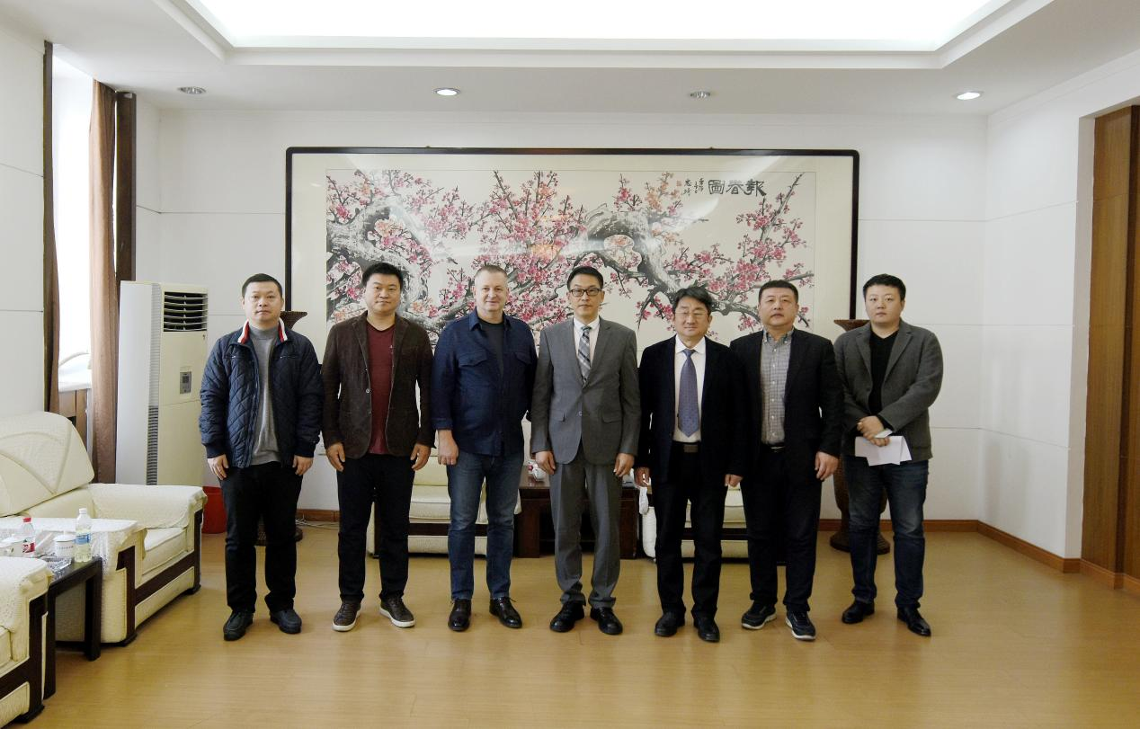 俄罗斯莫斯科国立工艺美术大学校长访问我校