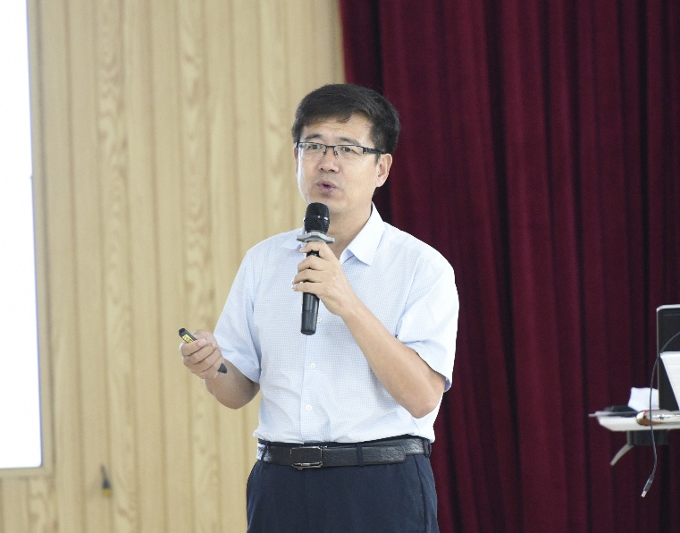 我校召开2026年度国家级项目申报启动会暨2026年度国自然项目申报专题学术报告会